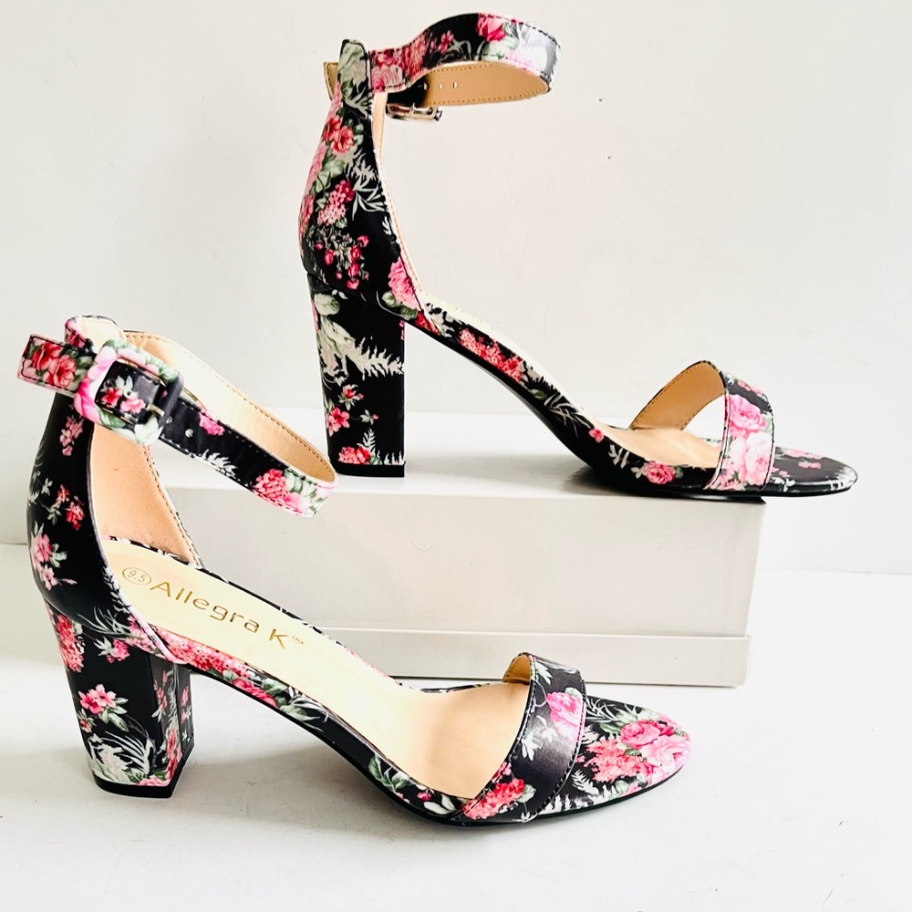 Allegra K NWOT black pink floral heeled sandals 8,5